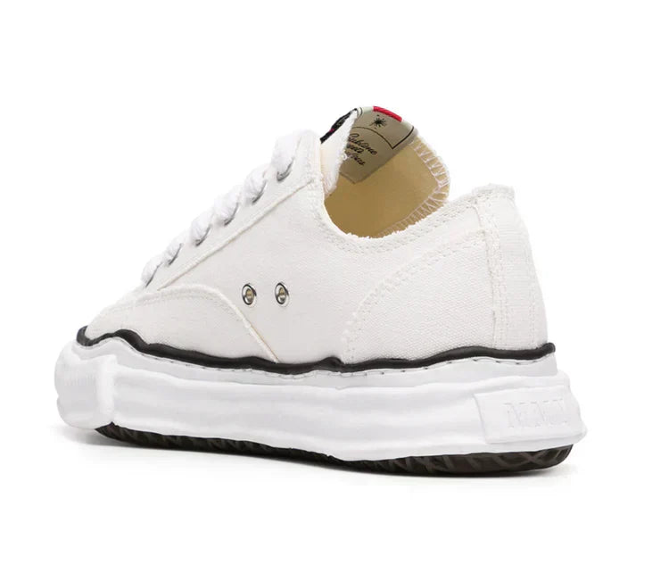 Gu¨ªbts Low-Top Sneaker