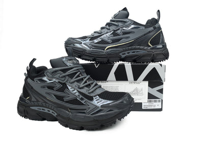 OFF 'Be Right Back' Black