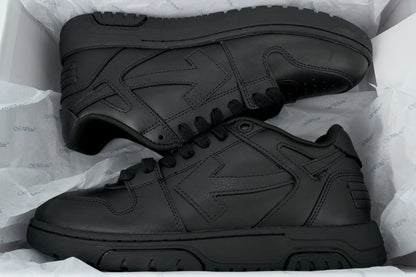 OFF 'Be Right Back' White All Black